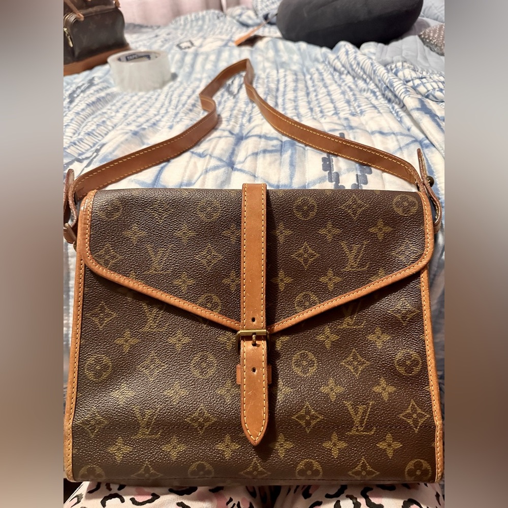 Louis Vuitton crossbody bag vintage handbag